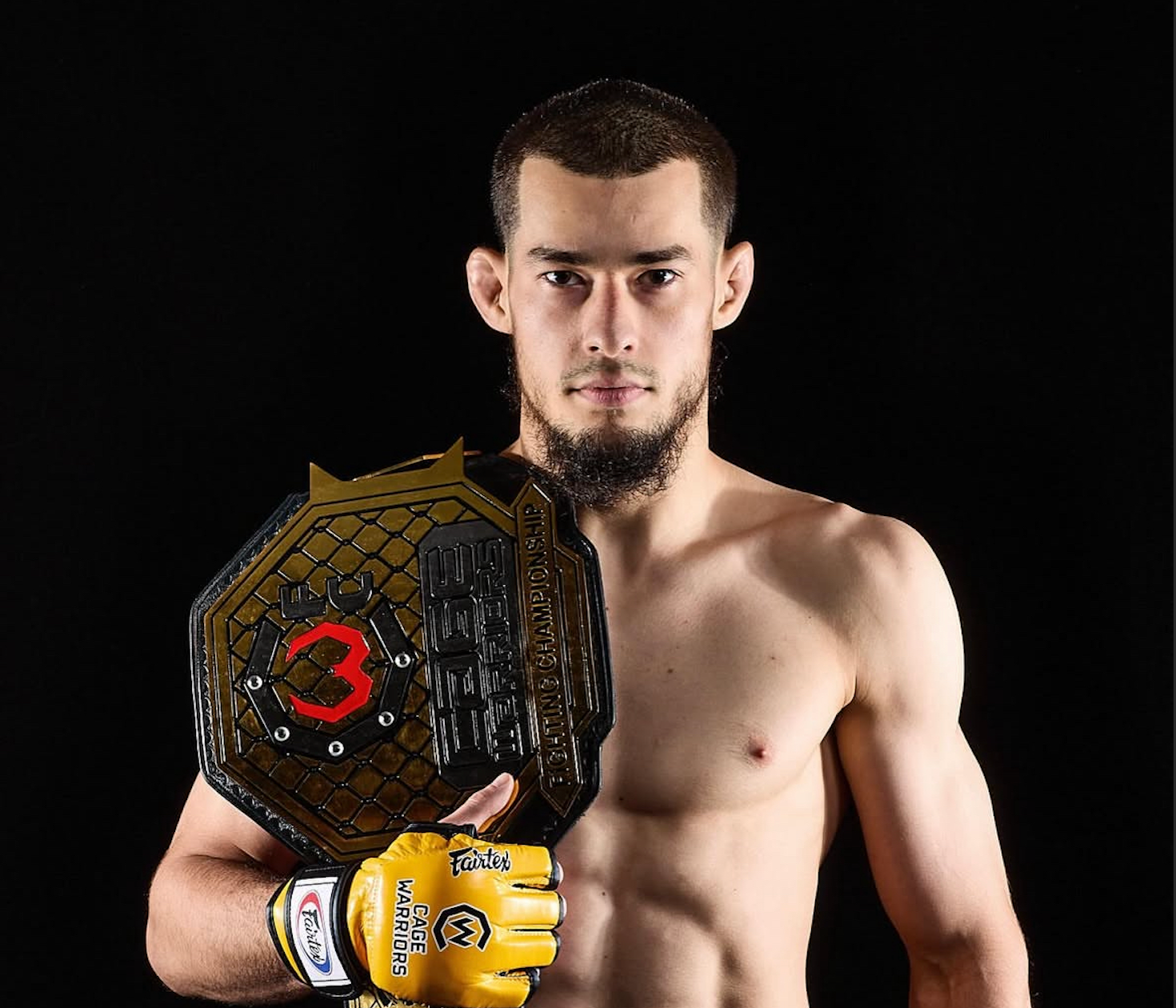 MMA-ammattilainen Omar Tugarev